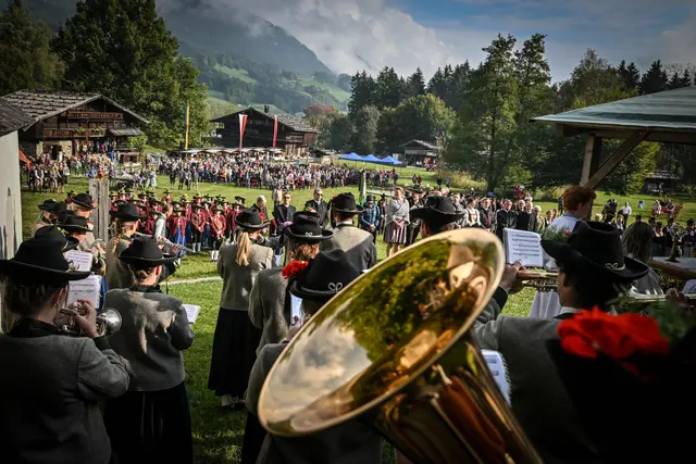 Das Museum Tiroler Bauernhöfe feierte sein 50-jähriges Bestehen am Sonntag mit einem stimmungsvollen 46. Kirchtagsfest. | Foto: Gabriele Grießenböck