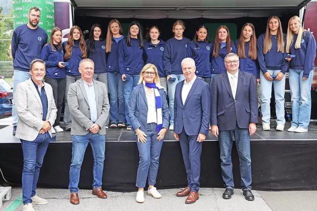Die Damenjugendmannschaft U 14 bis Jahrgang 2008. | Foto: Stadt Bruck