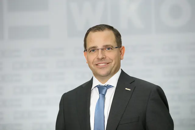 "Es geht darum, die Bedürfnisse unserer Betriebe direkt dort abzuholen, wo sie starten - am Morgen bei einer Tasse Kaffee" erklärt Wirtschaftskammerpräsident Andreas Wirth. | Foto: WKB