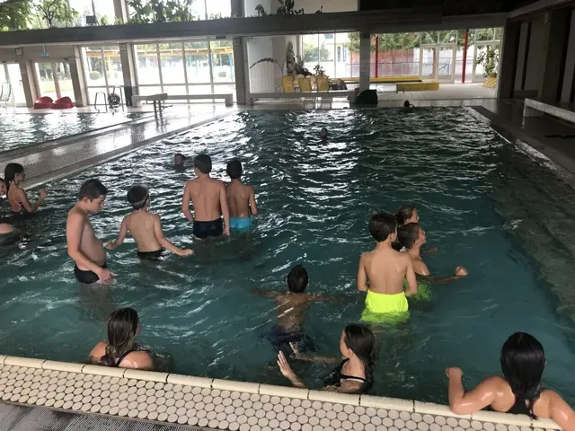 Viele Schulen nutzen das Allwetterbad Pinkafeld für Schwimmkurse. | Foto: MS Rechnitz