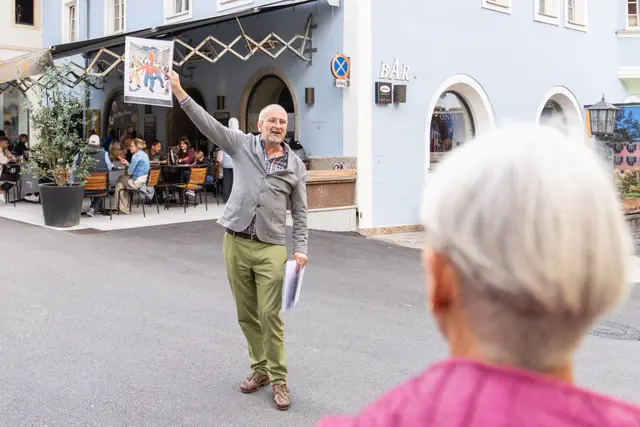So blickte die Gruppe etwa (fast) genau aus dem Winkel in die Hinterstadt, wie es etwa schon Josef Herold oder Josef Rothbacher vor über 100 Jahren gemacht haben. | Foto: alpinguin