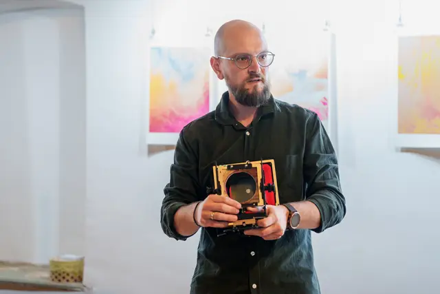 Der in Trofaiach aufgewachsene Fotograf Alex Koch präsentiert eindrucksvolle Aufnahmen entlang der Enns bis zu den Füßen der Berge. | Foto: Verena Koch