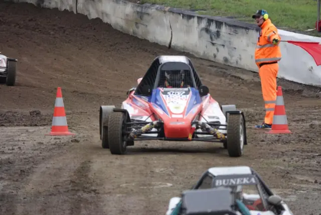 Moritz Winninger sichert sich zum Autocross-Saisonabschluss in Tschechien den vierten Platz. | Foto: Motorsport Winninger