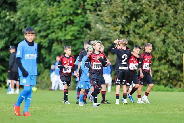Der LASK dominierte das Turnier – hier im Spiel gegen Bad Leonfelden – in den Gruppenspielen, mussten sich dann aber im Elfern geschlagen geben. | Foto: Reischl