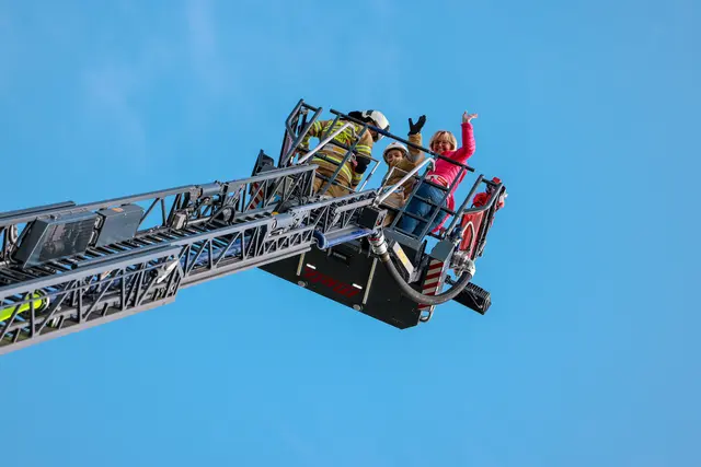 Highlight des Action-Days: Die Drehleiter der Walser Feuerwehr. | Foto: BSBÖA OVI Manuel Hasenschwandtner