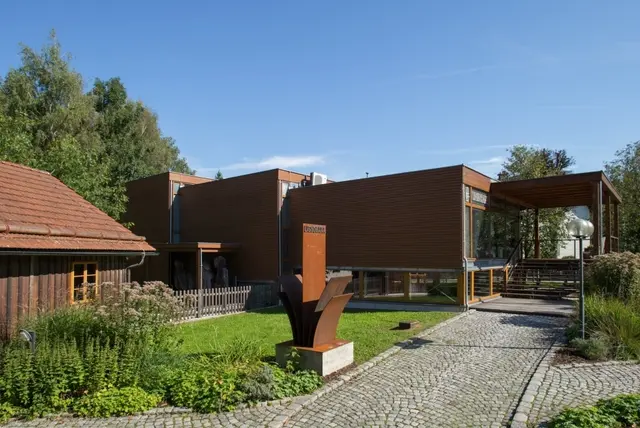 Im Lignorama Holz- und Werkzeugmuseum fand die Nominierung statt. Aus den besten 13 werden im Oktober drei finale Siegerinnen oder Sieger ausgewählt. | Foto: Lignorama