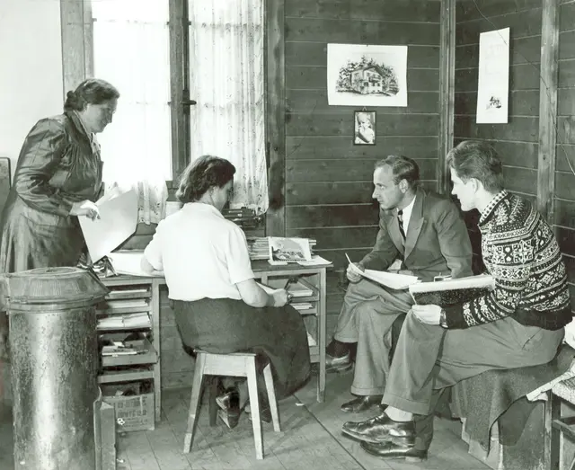 Eine Baracke am Rennweg in Innsbruck diente Hermann Gmeiner und seinem Team als erstes Büro, um seine SOS-Kinderdorf-Idee zu entwickeln und zu verwirklichen. | Foto: Archiv