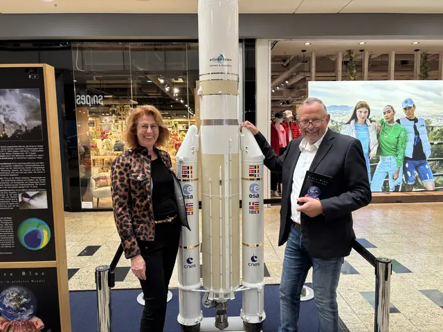 Robert Clausen vom Planetarium Laupheim hat unter anderem die Ausstellung entwickelt. | Foto: MeinBezirk/ Evelyn Wanz