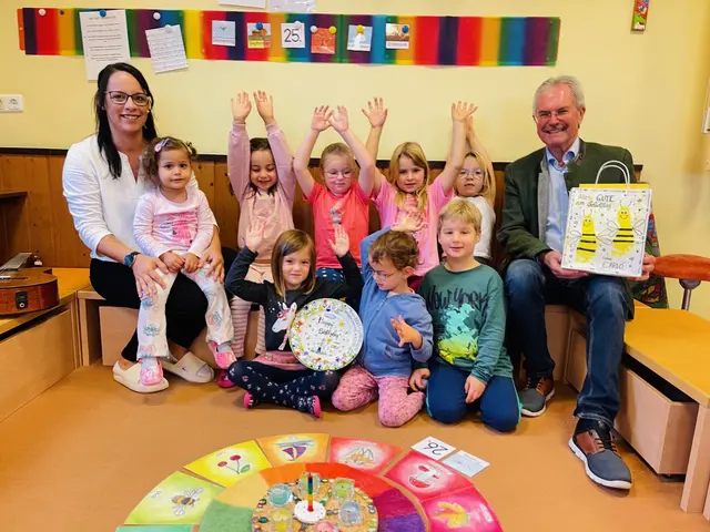 Zur Begrüßung der neuen Leiterin kam Carlo Wilfing vorbei. | Foto: Schultes