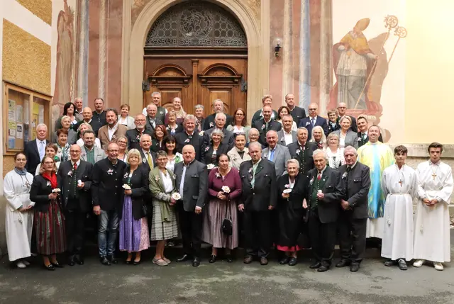 Da kommen doch einige Ehejährchen zusammen