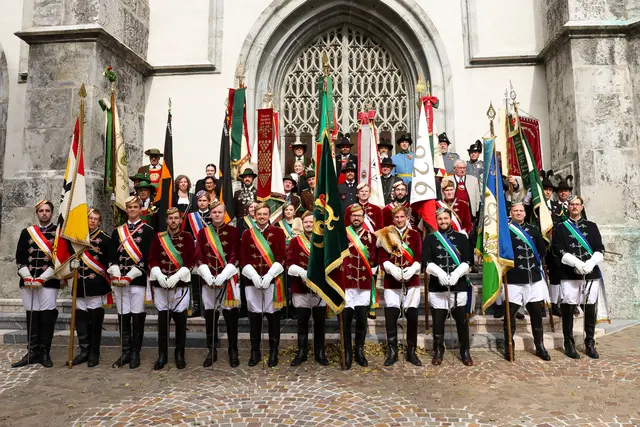 Es war ein farbenfrohes Fest in der Silberstadt Schwaz.  | Foto: privat