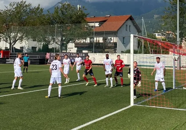 Der Ball ist im Tor: die SVG Reichenau gewinnt gegen den FC Kufstein mit 4:0. | Foto: SVG Reichenau