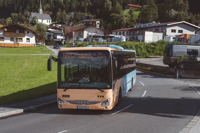 Mit dem neuen Öffi-Konzept werden auch die Verbindungen zwischen dem Stubai- und Wipptal von drei auf fünf ausgebaut. | Foto: Thomas Holzmann/VVT