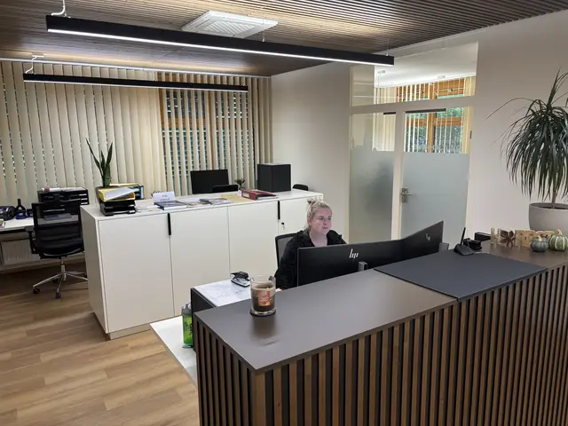 Auch das Bürgerservice ist hell und freundlich gestaltet. | Foto: MeinBezirk/Heimo Potzinger