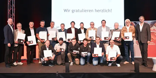 Zum 90. Unternehmensjubilar gratulierte man Erich Kornhuber. | Foto: WKOÖ