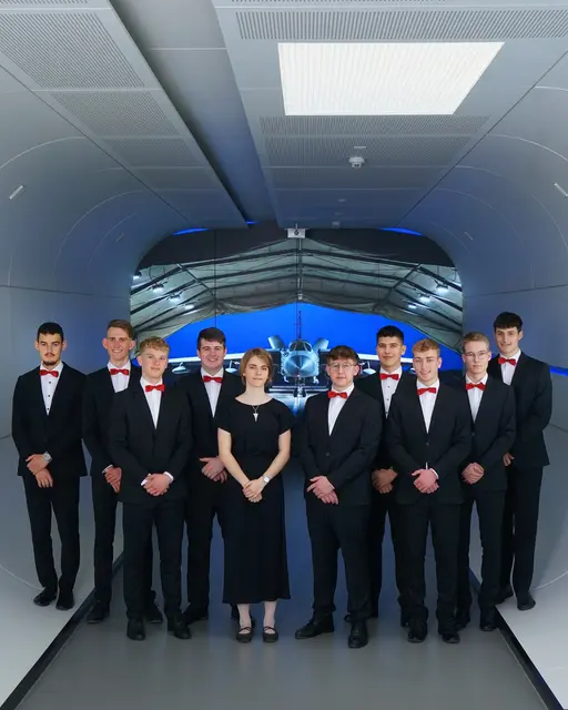 Das Ballkomitee hat sich bereits in Schale geworfen und freut sich auf viele Besucher und einen gelungenen Abend. | Foto: Pirart