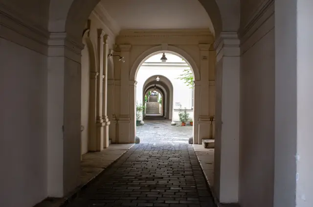 Wien hat so viel mehr zu bieten, als nur die üblichen Touristen-Trampelpfade. MeinBezirk hat sich diesen Herbst auf die Suche nach Spaziergeh-Spots begeben, die man vielleicht so nicht ganz am Schirm hat.