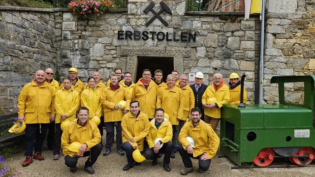 Die Kameradschaft machte eine goldene Herbstwanderung – unter anderem zum Erbstollen in Knappenberg. | Foto: ff-althofen.at