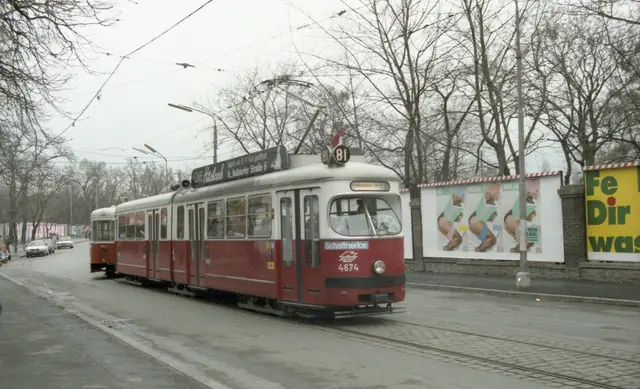 Linie 81 mit E1 c3 fährt aus der Messeschleife, Februar 1988. (Archiv) | Foto: Wiener Linien