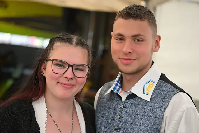 Juniorchef Thomas Doppler mit Freundin | Foto: Josef Bodner