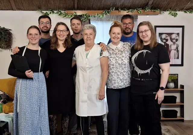 Das Ensemble ist bereit für die Männergrippe. | Foto: Theatergruppe Puchberg