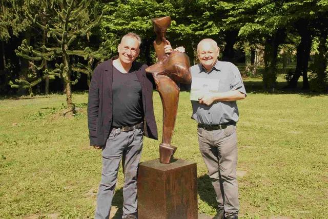 Talos Kedl öffnete zum Tag des Denkmals - wie schon im Frühjahr - den Skulpturenpark und die Kunstwiese. | Foto: Peter Seper