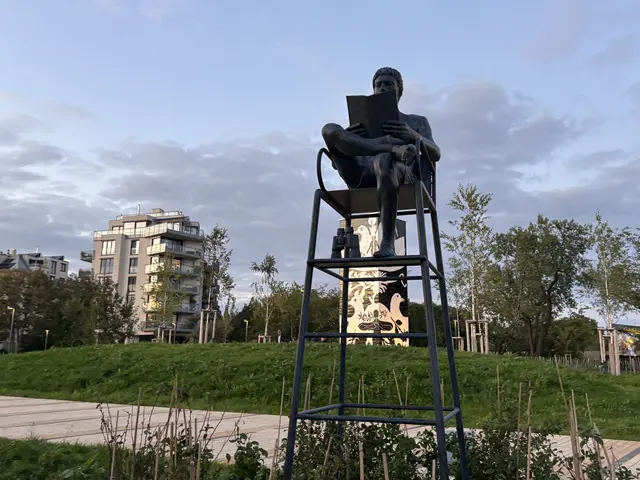 "The Guardian" von "Elmgreen &amp; Dragset". | Foto: Michael Marbacher/MeinBezirk