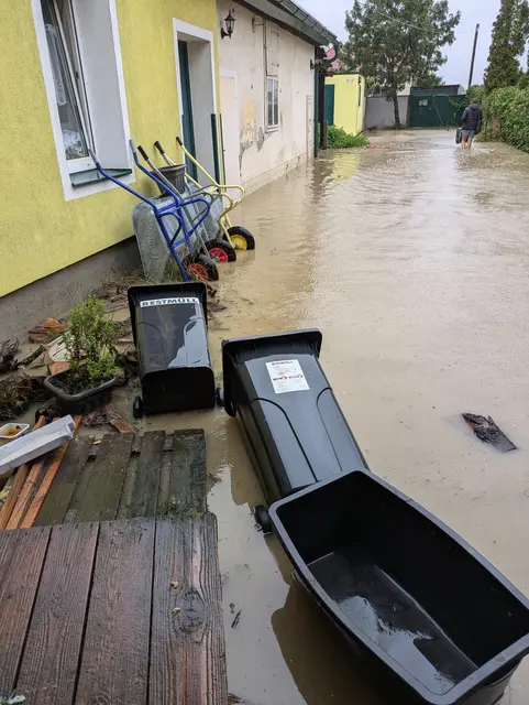 Unzählige Haushalte standen komplett unter Wasser. | Foto: Ingrid Blaha