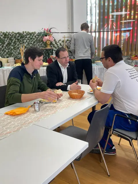 Präsident Andreas Wirth bei einem Frühstücksgespräch | Foto: WKB