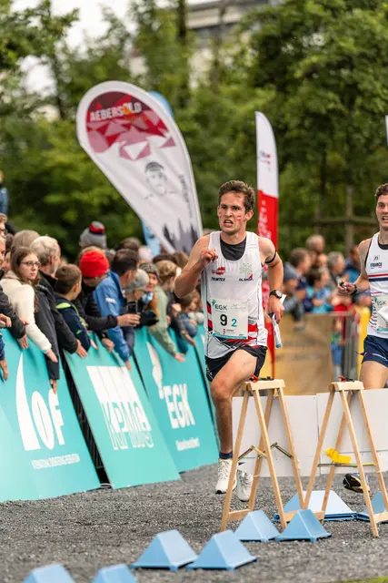 Lukas Novak zeigte beim Orientierungslauf-Weltcupfinale noch einmal auf. | Foto: Silvan Schlietti