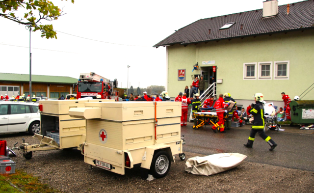 Brände, Hochwasser, Seuchen, Blackout - wie man  sich schützt und vorsorgt, erfährt man beim 1. Langensteiner Zivilschutztag am 4. Oktober ab 12.00 Uhr. | Foto: Eckhart Herbe