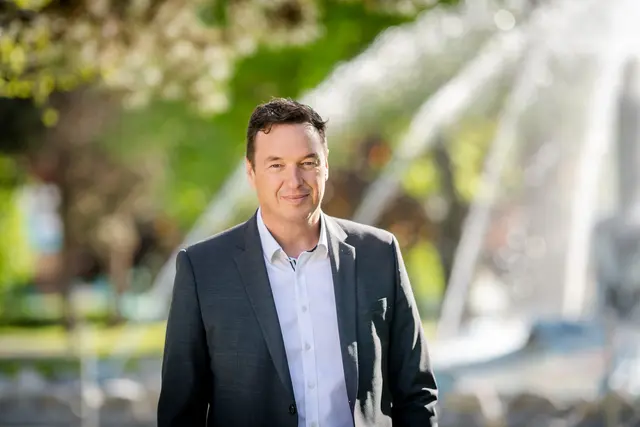 Jochen Bocksruker findet durchaus kritische Worte zur allgemeinen finanziellen Lage der Gemeinden. | Foto: Die Abbilderei