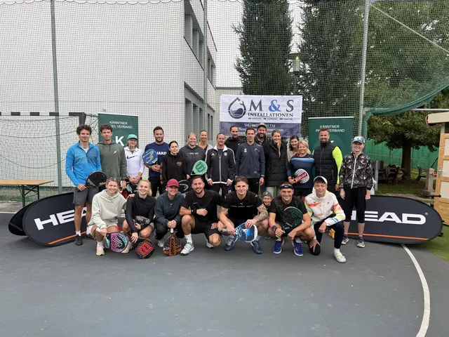 Im Mixed-Berwerb traten elf Teams gegeneinander an. | Foto: Kärntner Padelverband
