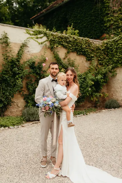 Bernadette und Julian mit Sohn | Foto: privat
