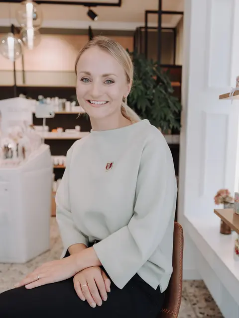 Irene Kuales von der Weidenapotheke Grünburg über Immun-Booster und Helfer in der Erkältungszeit. | Foto: Weidenapotheke