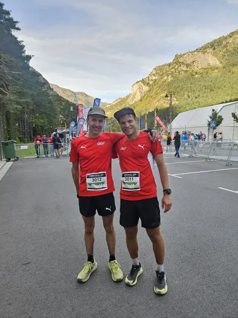 Christian Stern (l.) und Alexander Hutter im Ziel. | Foto: Stern/Hutter