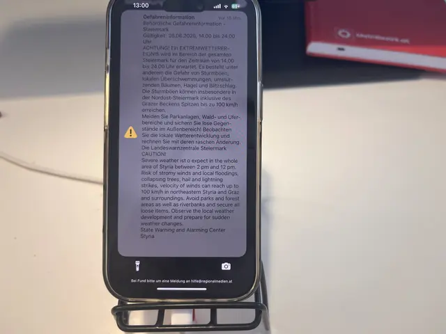 Die Landeswarnzentrale Steiermark hat im Juni 2025 eine Gefahreninformation an Mobiltelefone gesendet, um auf die Unwettergefahr aufmerksam zu machen.  | Foto: MeinBezirk/Verena Kriechbaum