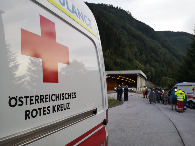 Archivbild - EInsatz im Katschbergtunnel | Foto: Rotes Kreuz Lungau