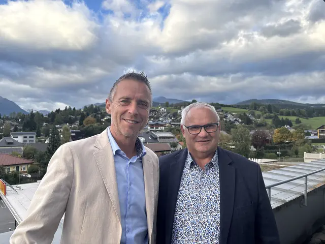 AK-Präsident und ÖGB-Landesvorsitzender Peter Eder und AK-Bezirksstellenleiter Bernhard Kendlbacher bei ihrem Besuch in der Meinbezirk Lungau - Redaktion. | Foto: meinbezirk.at/lungau