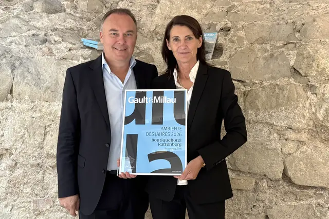 Inhaber Martin Partoll mit Hotelleiterin Barbara Simmer | Foto: Botiquehotel Rattenberg