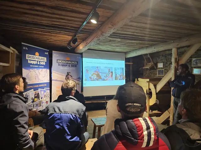 Im Almmuseum wurden die verschiedenen Aspekte der neuen Bahn präsentiert. | Foto: Thomas Seelos