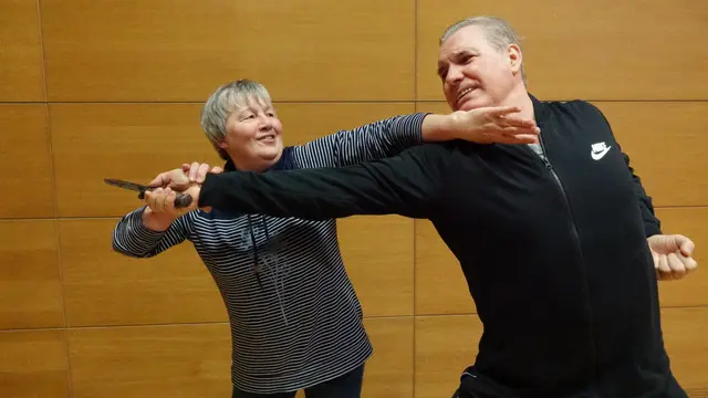 Der Selbstverteidigungskurs in Gratwein‑Straßengel hat ein Ziel: Sicherheit gewinnen, ohne in ständiger Angst zu leben. | Foto: Norbert Pelzl