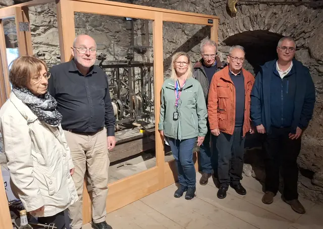 Besuch beim Kulturgut Matreier Turmuhr 1543 am Tag des Denkmals (v.l.n.r.): Gertraud Brugger, Michael Neureiter, Landeskonservatorin Gabriele Neumann, Konrad Roider (Verein Tiroler Heimatpflege), Klaus Steiner und Bernhard Oberschneider. | Foto: Richard Neumann