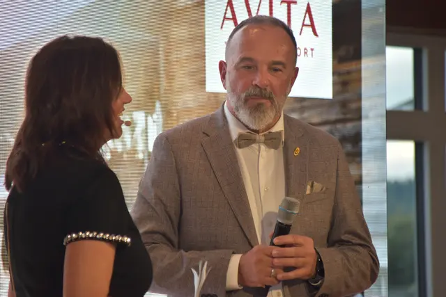 Martina Parker im Gespräch mit Peter Prisching | Foto: Michael Strini