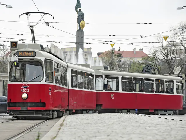 Straßenbahn der Linie D im Bereich Schwarzenbergplatz. (Archiv) | Foto: Wiener Linien/Johannes Zinner
