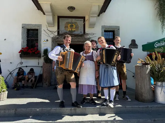 Der Trachten- und Nostalgieflohmarkt war ein großer Erfolg. | Foto: Soroptimist Zell am See