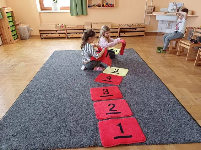 Auf unterschiedlichste Weise lernen die Kinder im Kindergarten den Umgang mit Zahlen | Foto: Kindergarten Mooskirchen