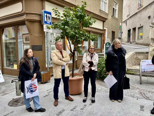 Jurymitglieder und Gewinnerinnen | Foto: Simone Göls