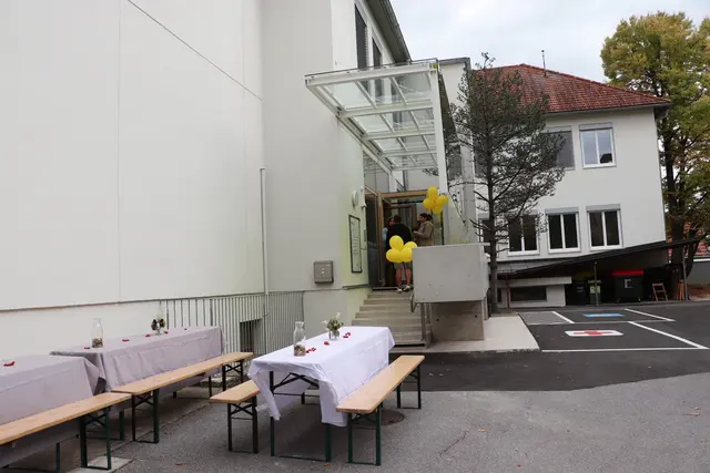 Das Psychosoziale Zentrum Graz-Umgebung-Süd befindet sich in den Räumen der früheren Volksschule Hausmannstätten am Kirchweg 7.  | Foto: Edith Ertl