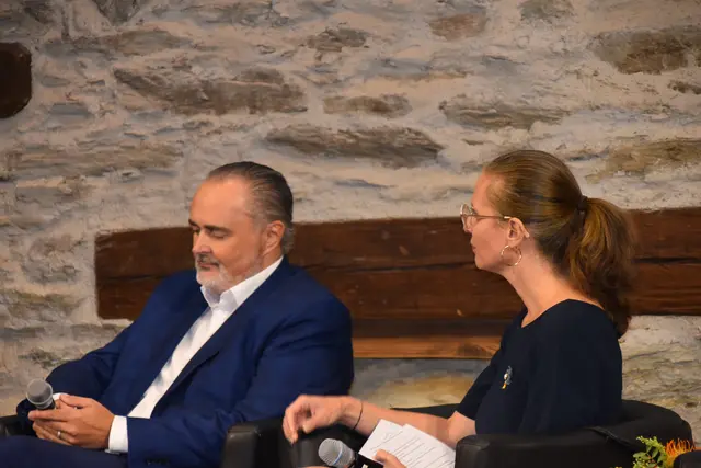 Landeshauptmann Hans Peter Doskozil und Landeshauptmann-Stellvertreterin Anja Haider-Wallner waren sich einig, dass das Burgenland durch den Beitritt zur EU massiv profitiert hat. | Foto: Michael Strini